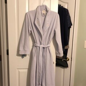 Classic Embroidered Shawl Collar Robe - Light Lavender